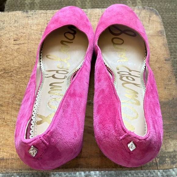 Sam Edelman Vibrant Pink Junie Pump in Retro Pink-Suede Block Heels - Picture 6 of 9